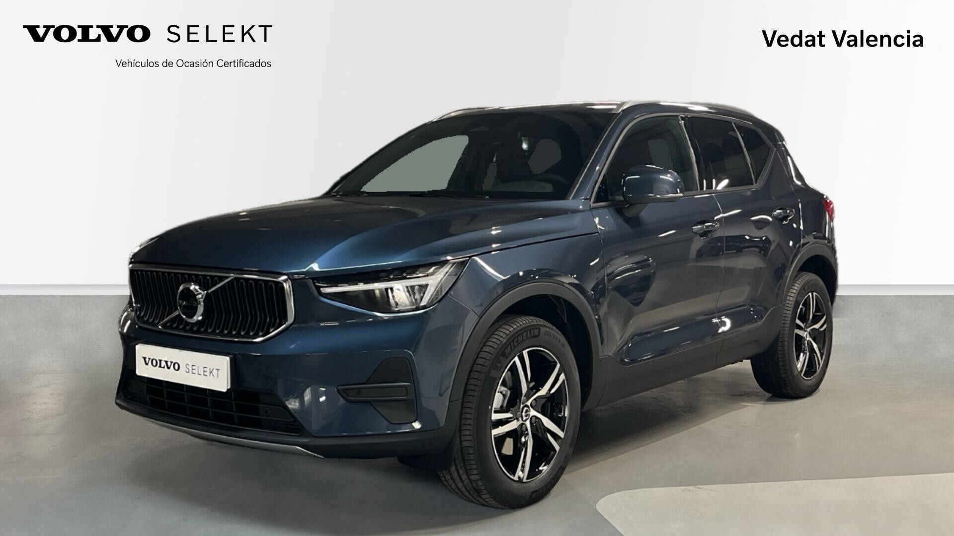 VOLVO XC40 (2.0 B3 MHEV CORE DCT 163 5P) en Valencia