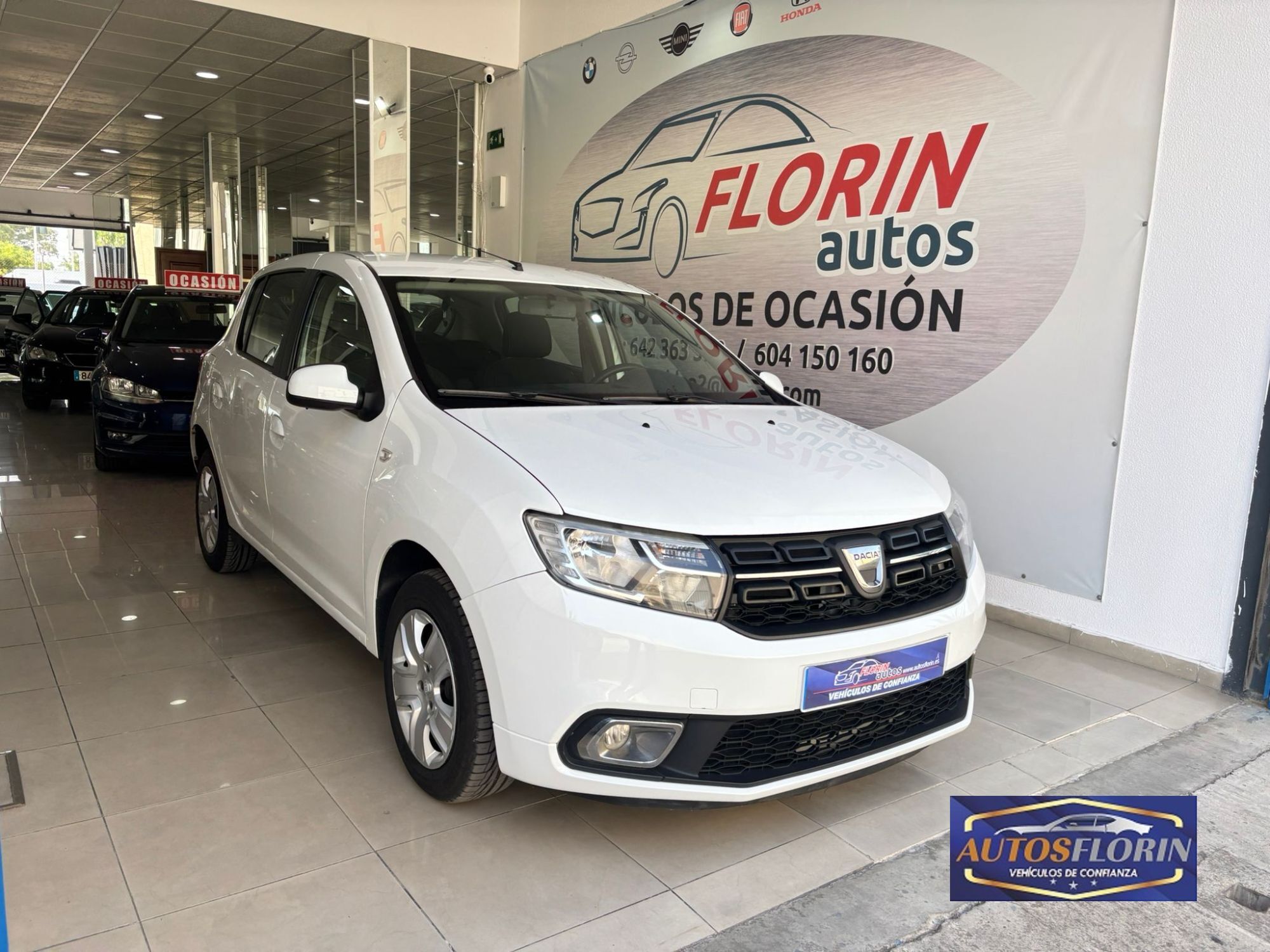 DACIA Sandero (1.0 Essential 55kW) en Cádiz