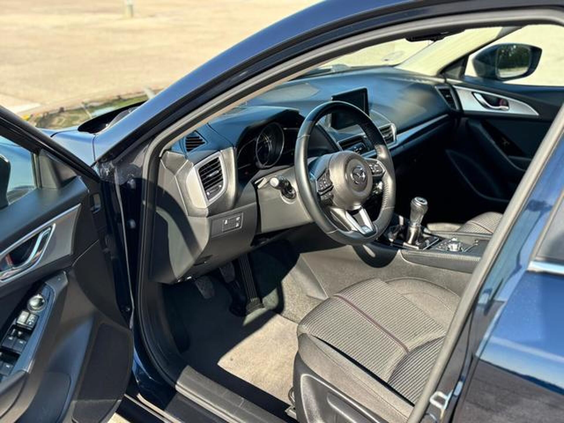 Imagen 3 de MAZDA Mazda3