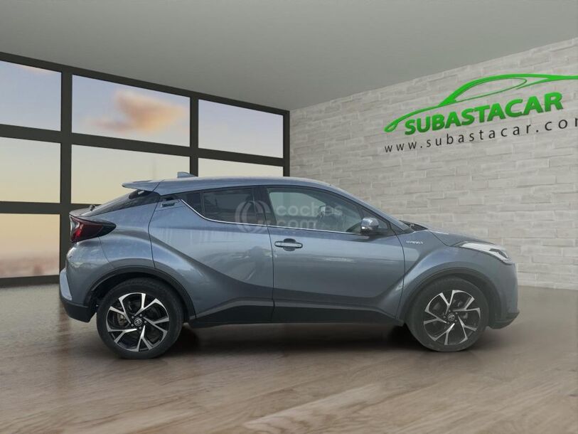 Foto del TOYOTA C-HR 125H Advance