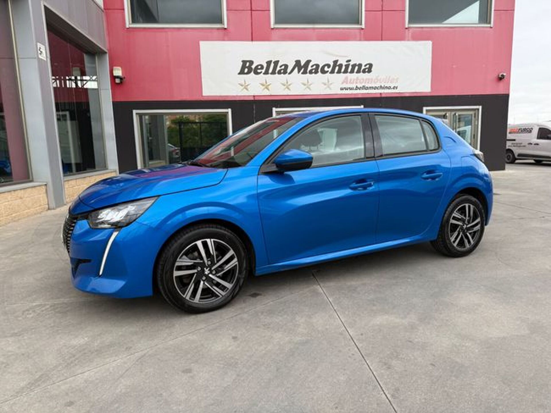 Imagen 2 de PEUGEOT 208