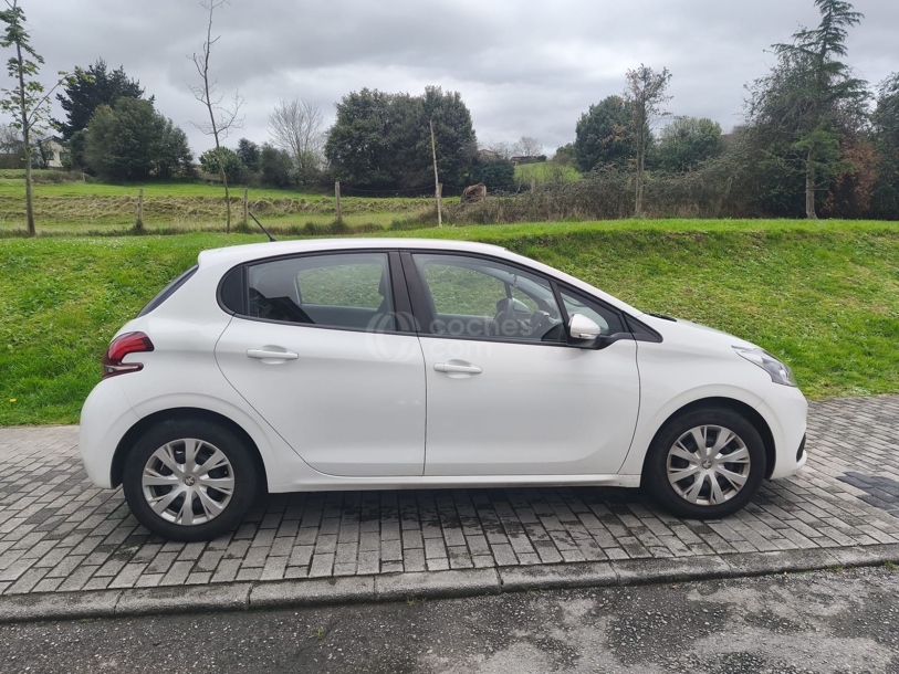 Foto del PEUGEOT 208 1.6BlueHDi Style 75