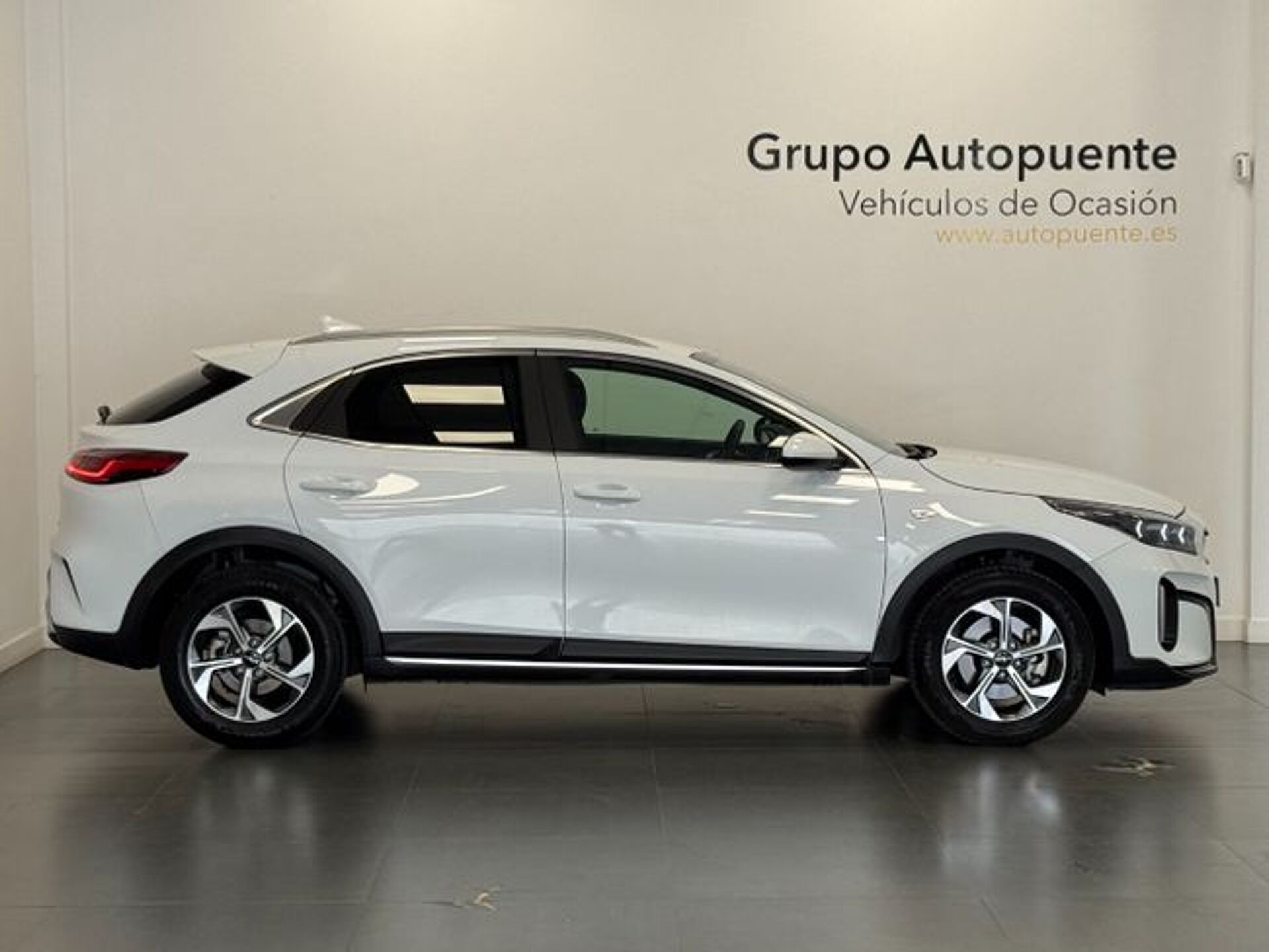 Imagen 2 de KIA XCeed