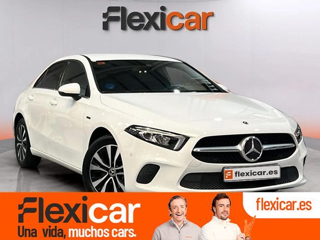 MERCEDES Clase A (Sedán A 250 e) en Barcelona