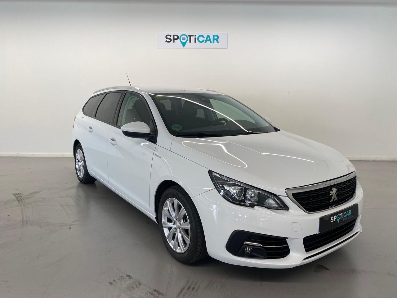 Foto del PEUGEOT 308 SW 1.2 PureTech S&S Style 130