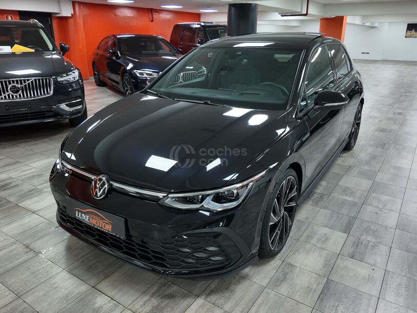 Foto del VOLKSWAGEN Golf Variant 2.0TDI R-Line DSG 110kW