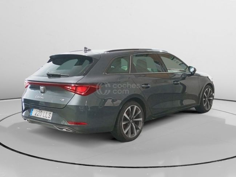 Foto del SEAT León 1.5 eTSI S&S FR DSG-7 150
