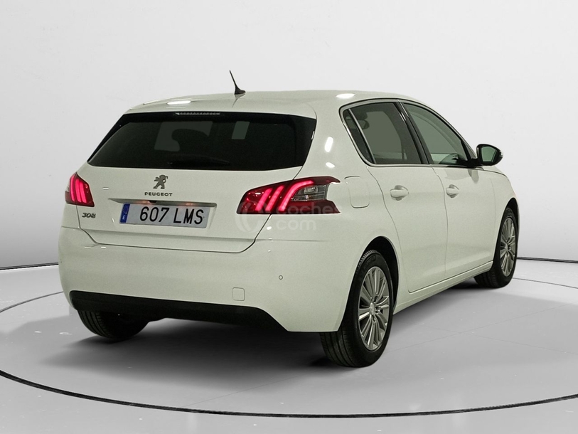 Foto del PEUGEOT 308 1.2 PureTech S&S Allure 130