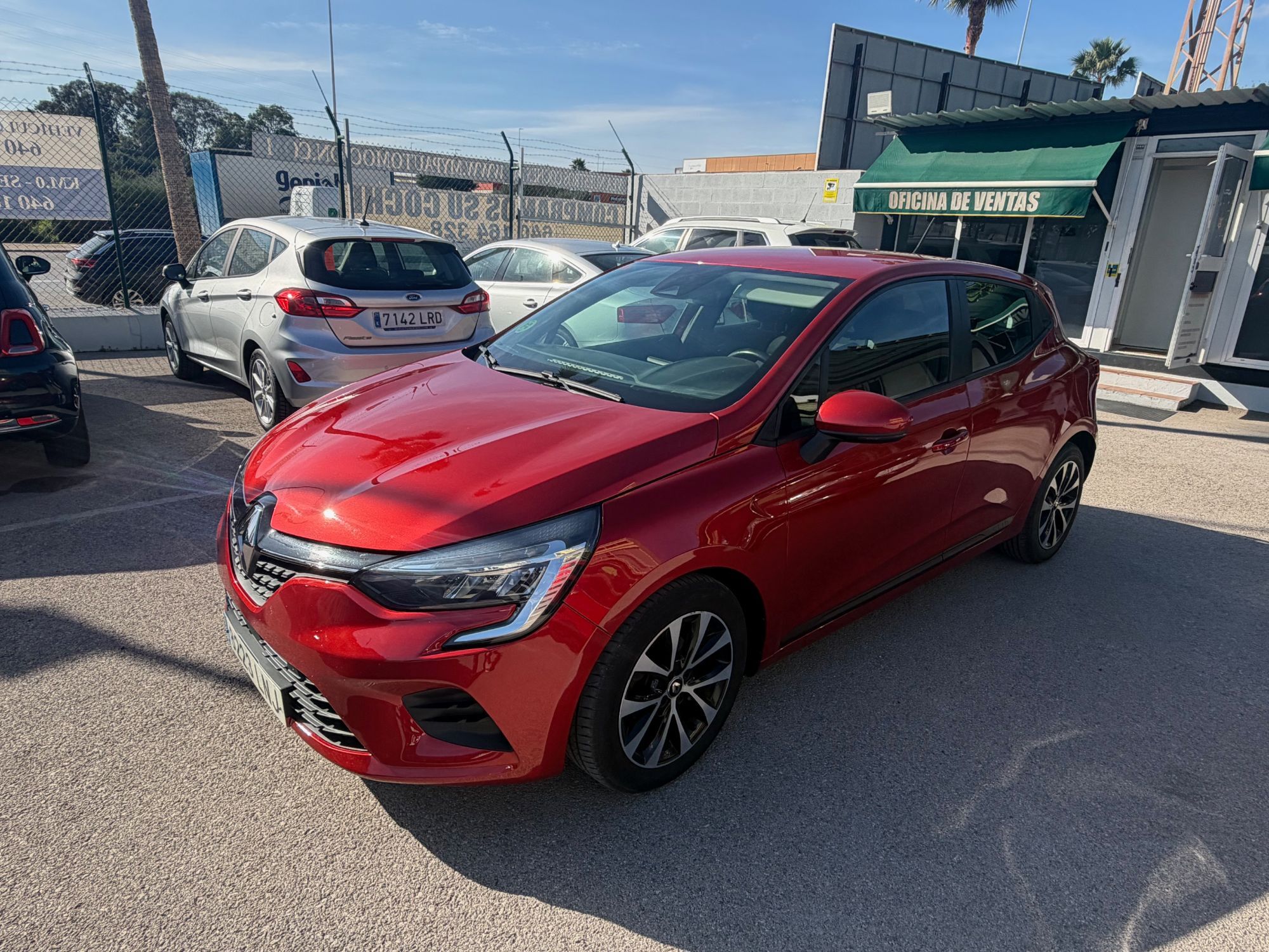 RENAULT Clio (TCe Intens 67kW) en Cádiz