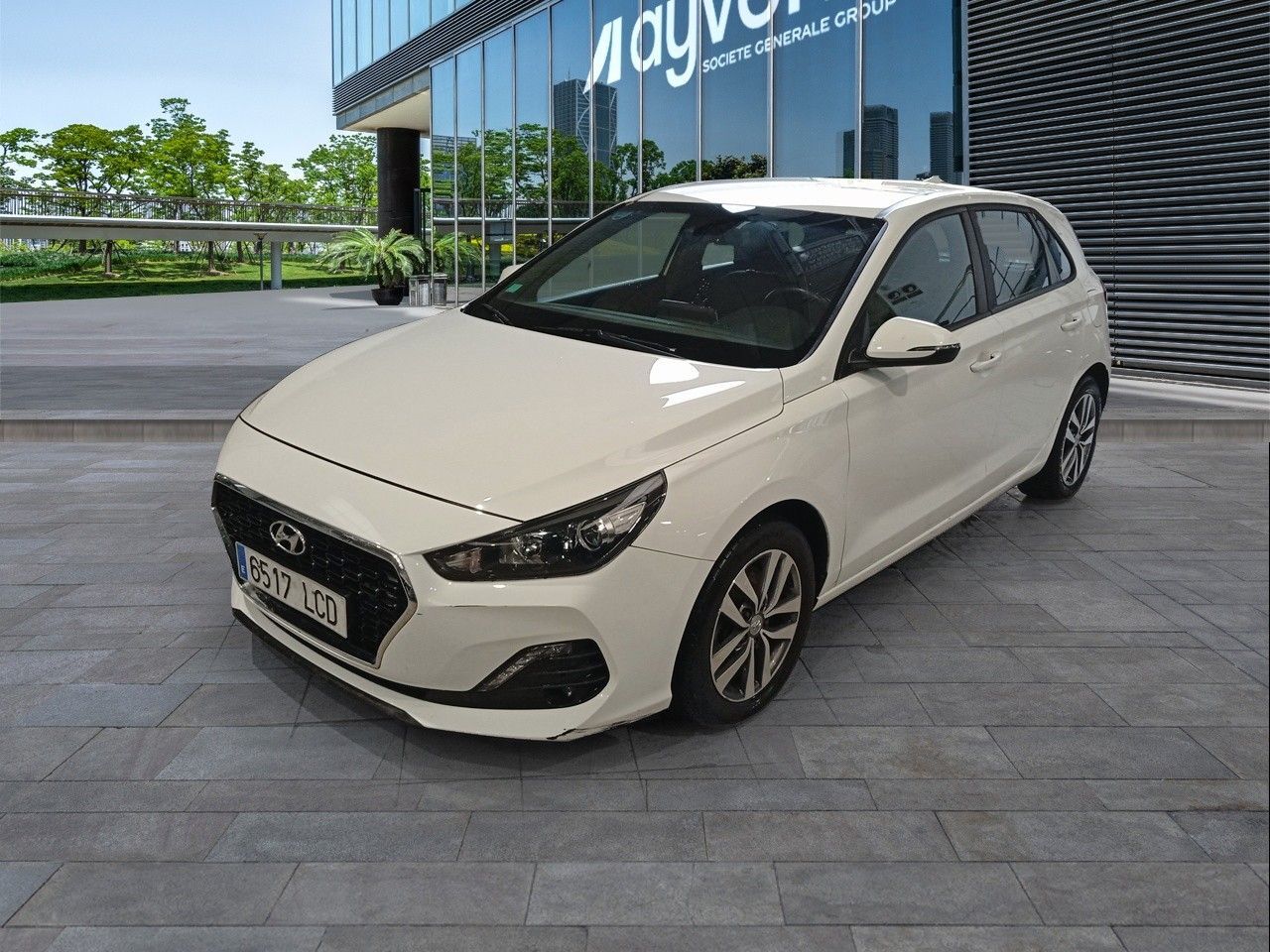 HYUNDAI i30 (1.6 CRDI Klass 70 kW (95 CV)) en Madrid