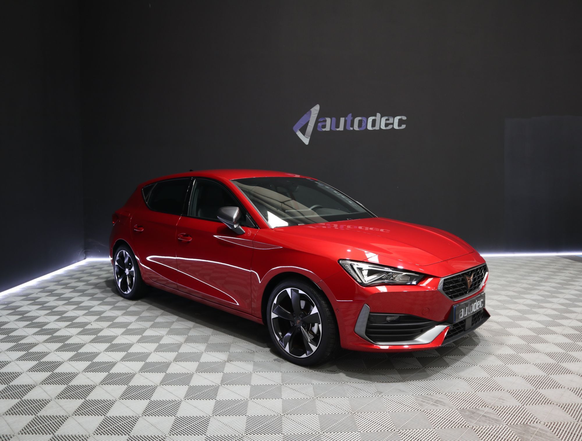 CUPRA León (1.5 eTSI 110 DSG) en Valencia