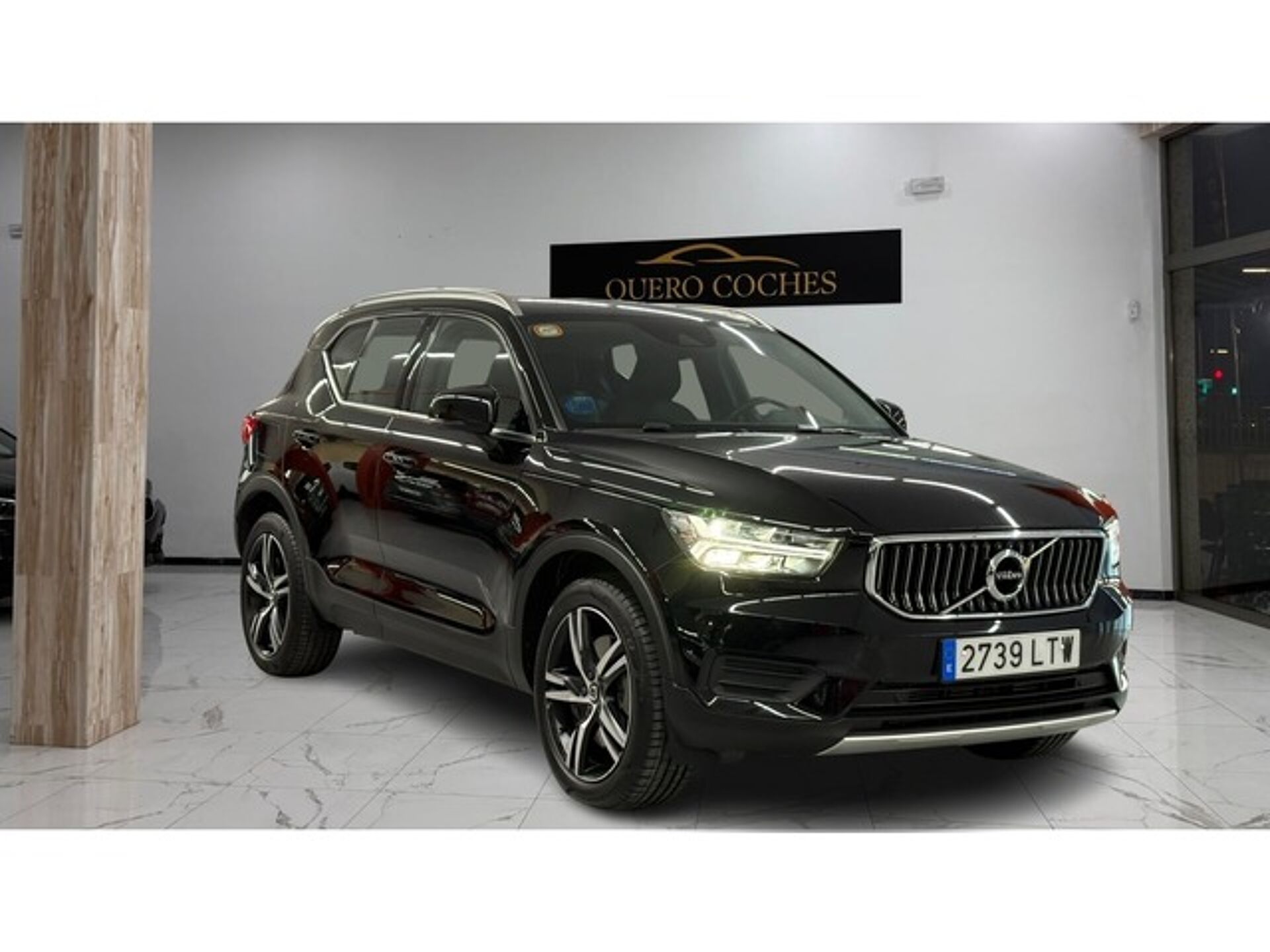 Imagen 3 de VOLVO XC40