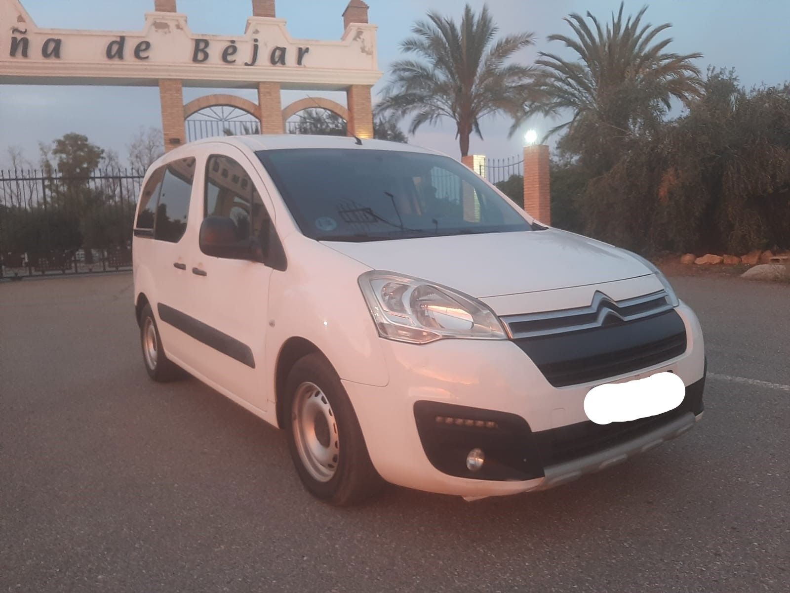 Foto del CITROEN Berlingo Furgón 1.6BlueHDi 75