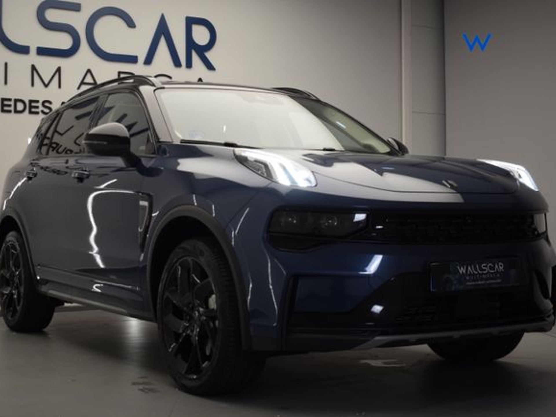 Imagen de LYNK & CO 01