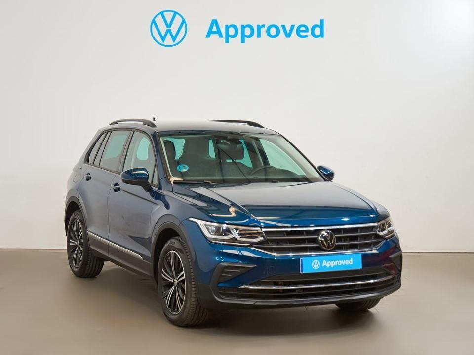 VOLKSWAGEN Tiguan (Life 2.0 TDI 110 kW (150 CV)) en Cádiz