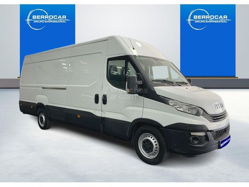 Foto del IVECO Daily Furgón 35C16 V 4100 H2 16.0 156