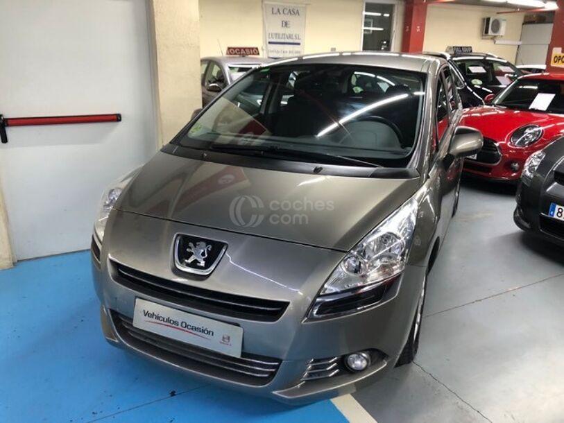 Foto del PEUGEOT 5008 1.6HDI FAP Active 115