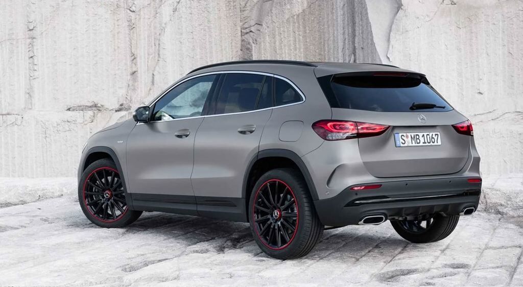 MERCEDES Clase GLA (200 D 4Matic 110 kW (150 CV)) en Barcelona