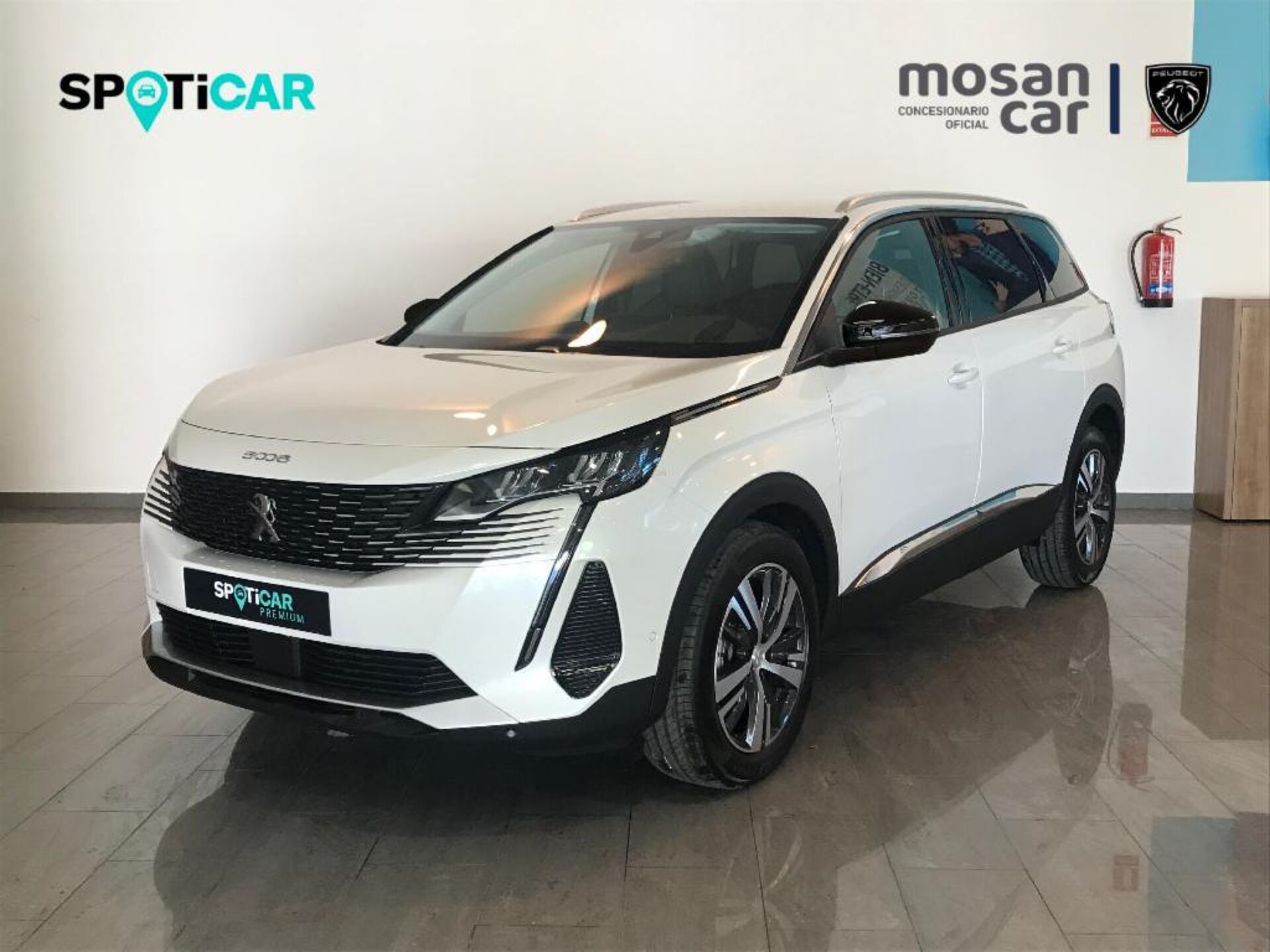 Imagen de PEUGEOT 5008 SUV