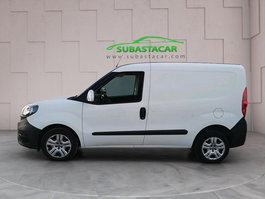 FIAT Dobló (Doblo Cargo SX 1.3 Mjet 70 kW (95 CV)) en Madrid