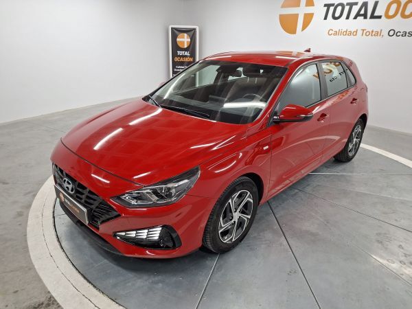 Foto del HYUNDAI i30 1.0 TGDI Klass LR 48V 120