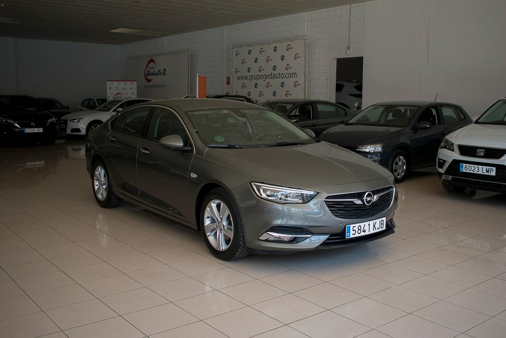 OPEL Insignia (1.6CDTI 100KW TURBO D EXCELLENCE MY18 GS 5P) en Badajoz