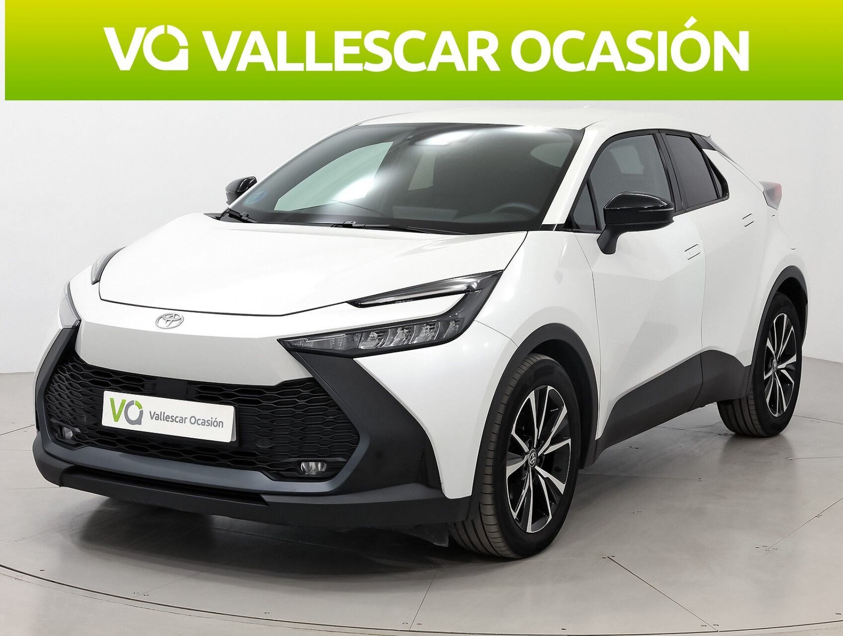 TOYOTA C-HR (ADVANCE 1.8 HEV HYBRID 140 CV CVT 5P) en Barcelona