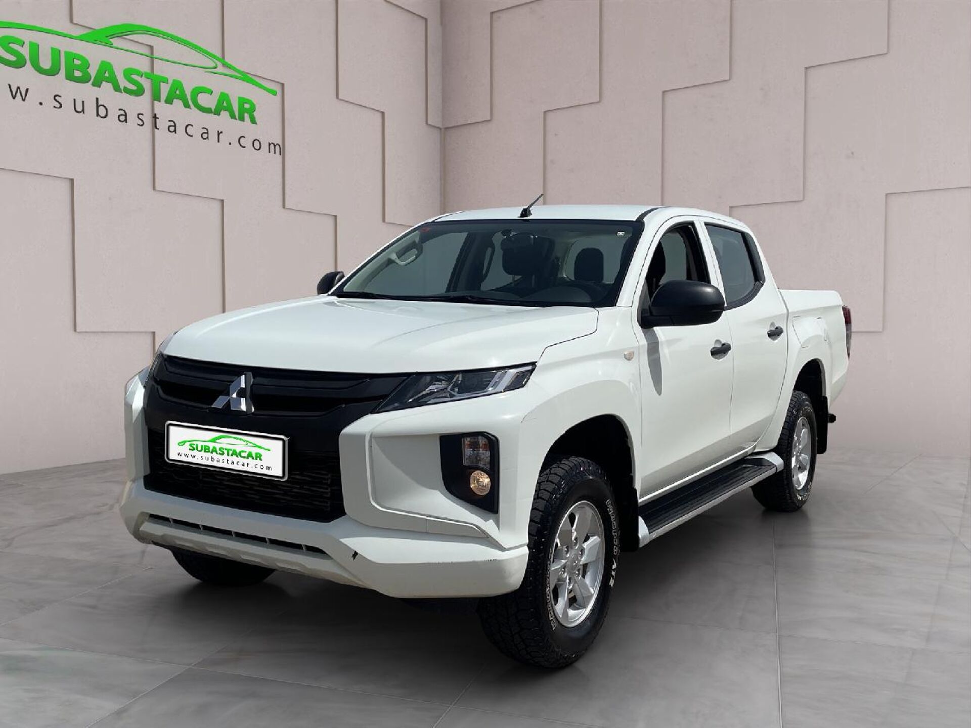 Imagen de MITSUBISHI L200
