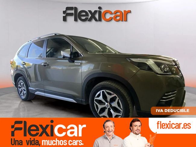 SUBARU Forester (2.0i Hybrid CVT Executive Plus) en Málaga