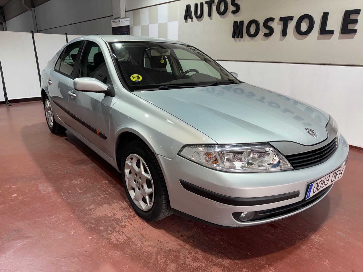 RENAULT Laguna (1.6 16v Expression) en Madrid