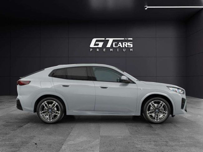 Foto del BMW X1 i xDrive30A