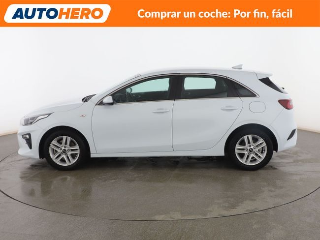 Foto del KIA Ceed 1.6 MHEV iMT Drive 136