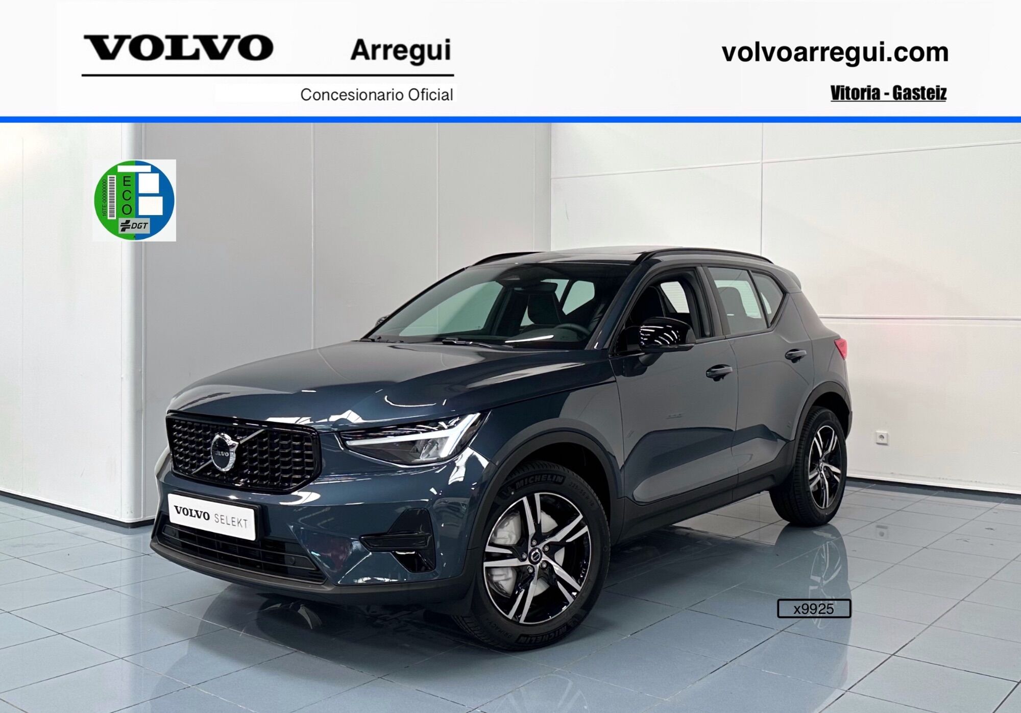 VOLVO XC40 (B3 Plus Aut.) en Álava