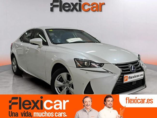 LEXUS IS (2.5 300h Executive) en Barcelona