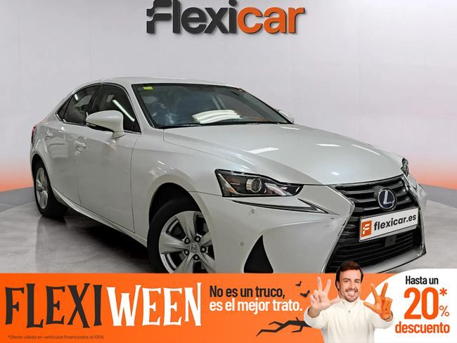 LEXUS IS (2.5 300h Executive) en Barcelona