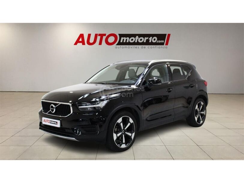 Foto del VOLVO XC40 D3 Momentum AWD Aut.