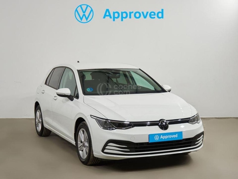 Foto del VOLKSWAGEN Golf 1.0 eTSI Life DSG 81kW