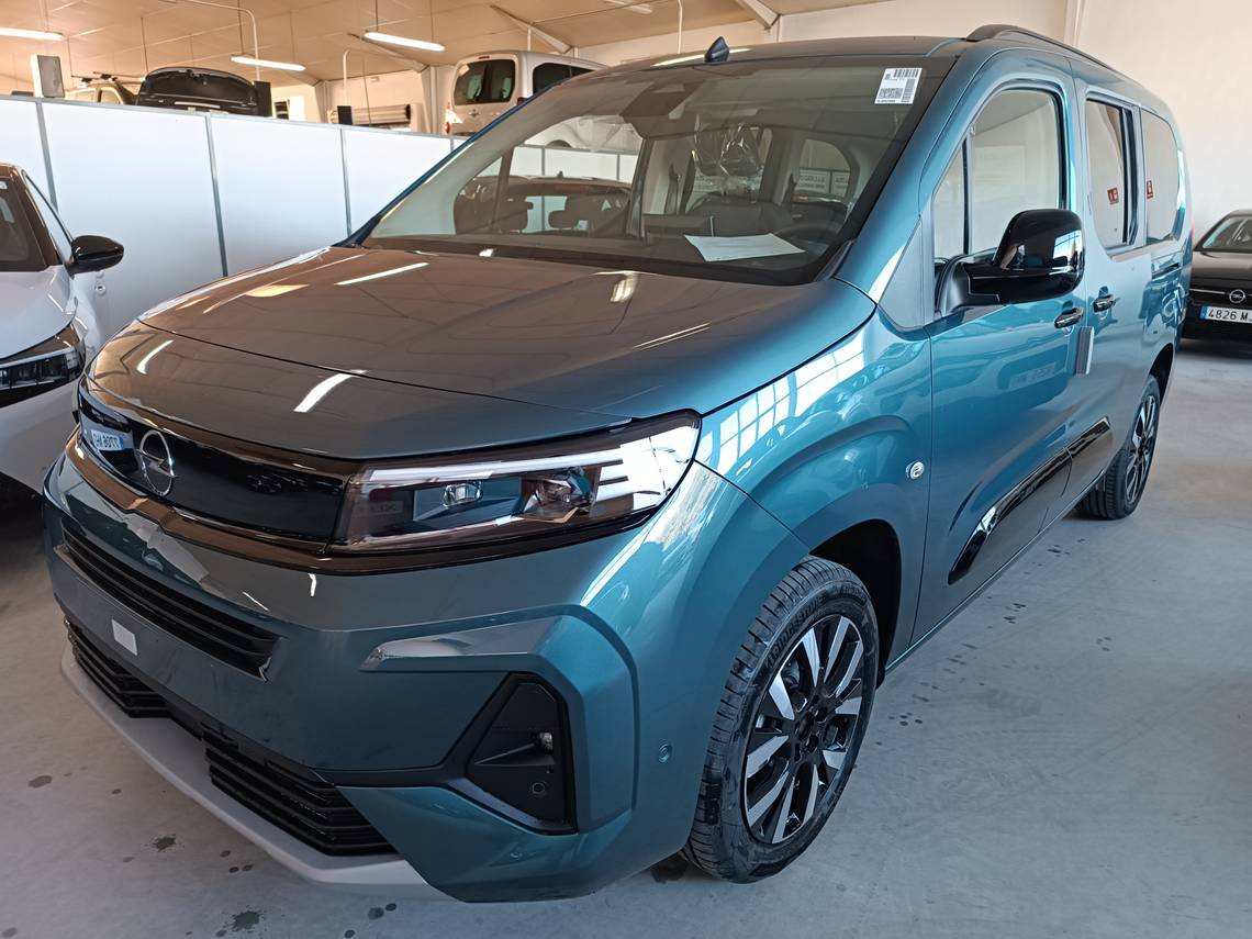 OPEL Combo (XL   130 Cv 1.5 Td S/S AT8 €6.4 ebis GS) en Alicante
