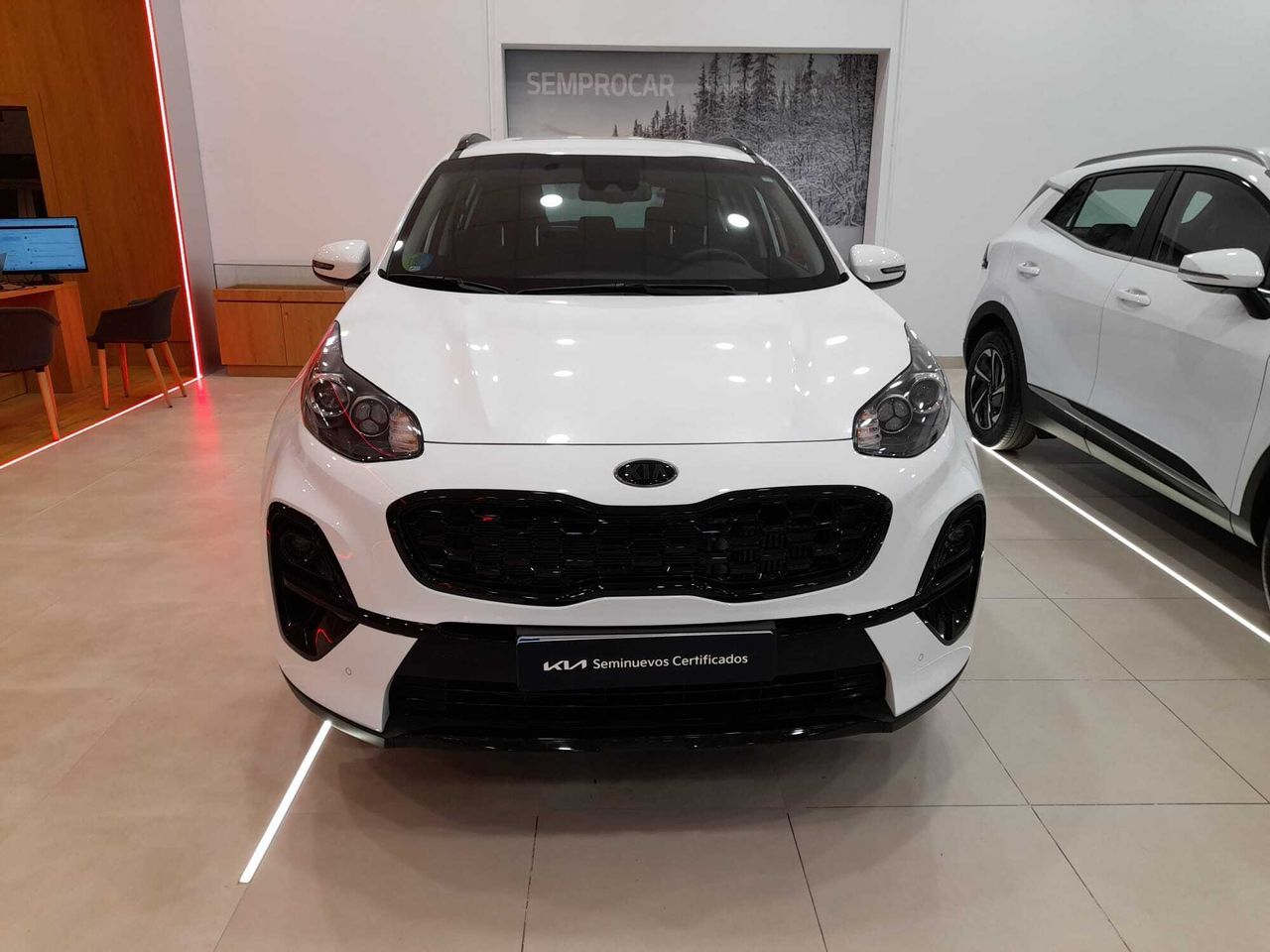 KIA Sportage (1.6 MHEV Black Edition 100kW (136CV) 4x2) en Barcelona