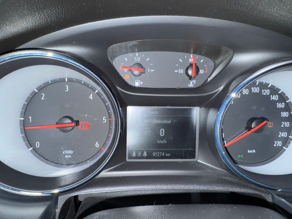 Foto del OPEL Astra 1.6CDTi Excellence 110