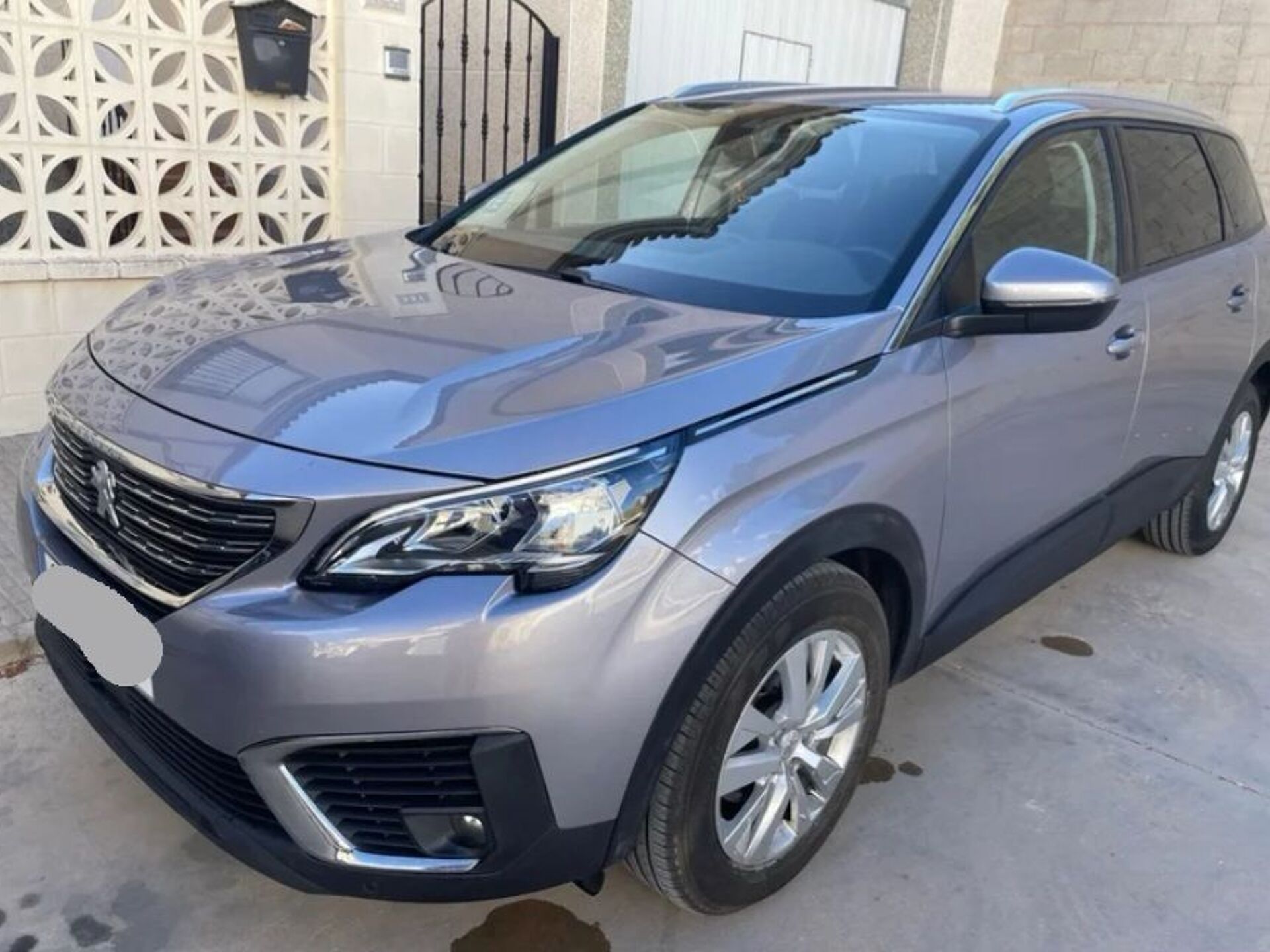 Imagen de PEUGEOT 5008