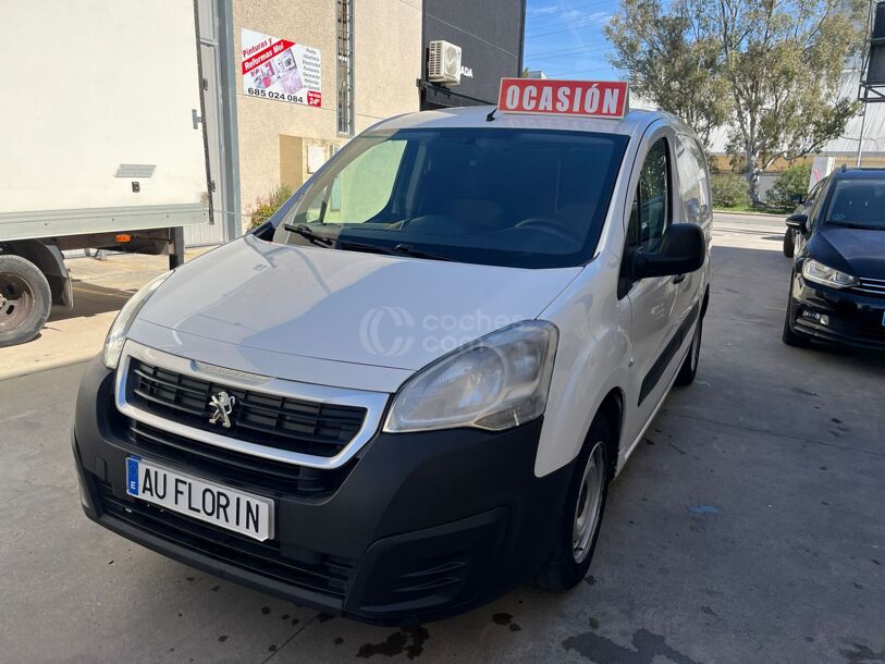 Foto del PEUGEOT Partner 1.5BlueHDI Grip Standard 1000kg 75