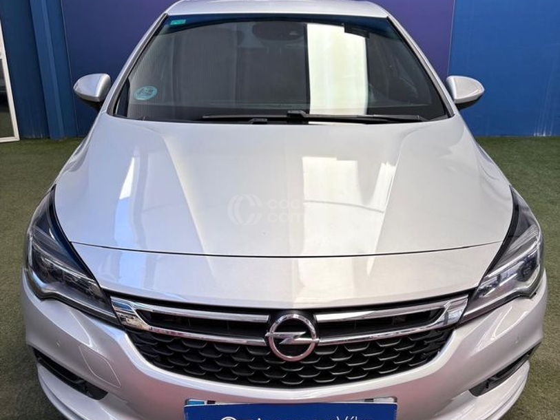 Foto del OPEL Astra 1.6CDTi S-S Dynamic Aut. 136