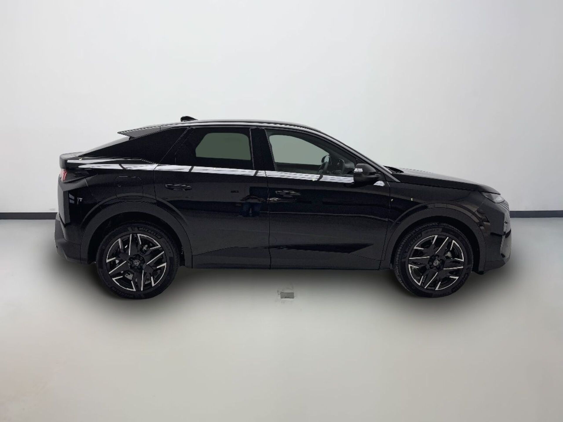 Imagen 3 de PEUGEOT 3008 SUV