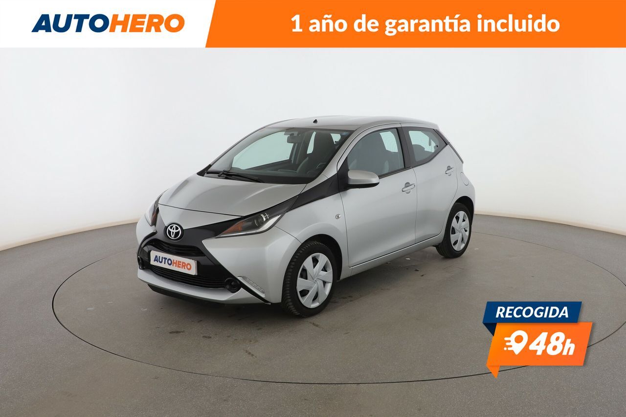 TOYOTA Aygo (1.0 X-Play) en Madrid