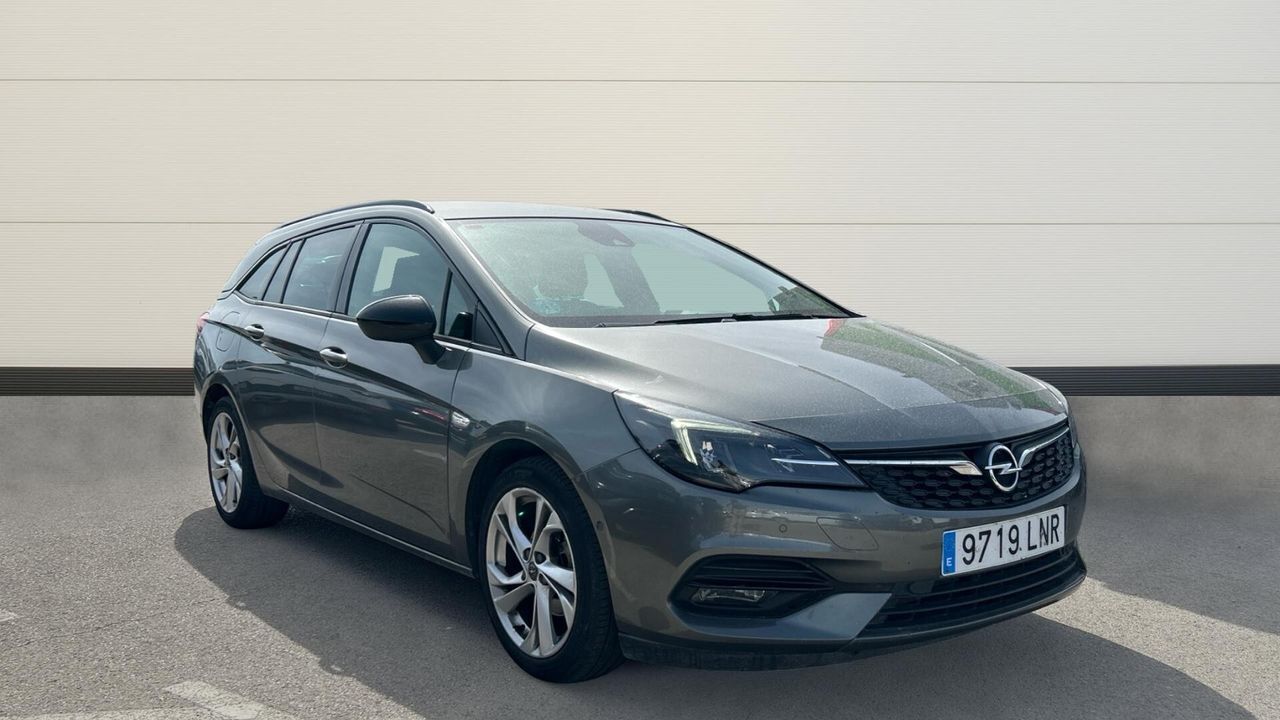 Foto del OPEL Astra 1.4T S-S Business Elegance Aut. 145