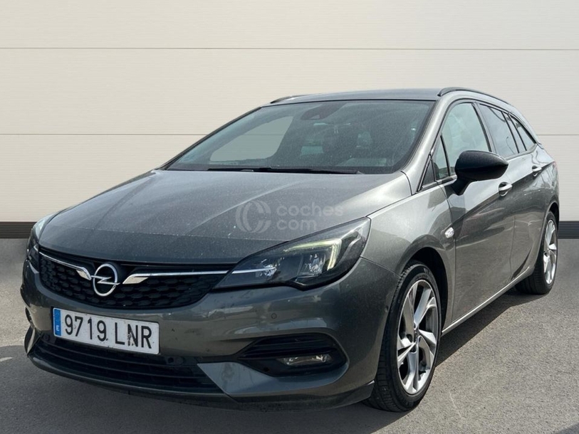Foto del OPEL Astra 1.4T S-S Business Elegance Aut. 145