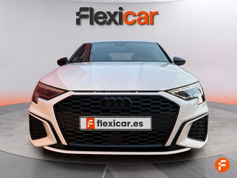 Foto del AUDI A3 Sedán 35 TFSI Black line S tronic