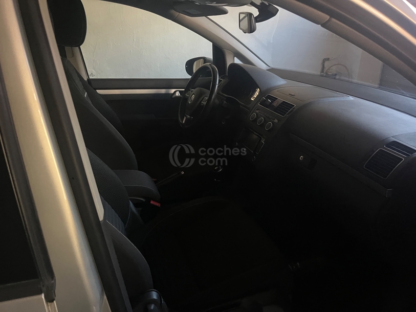 Foto del VOLKSWAGEN Touran 2.0TDI Advance