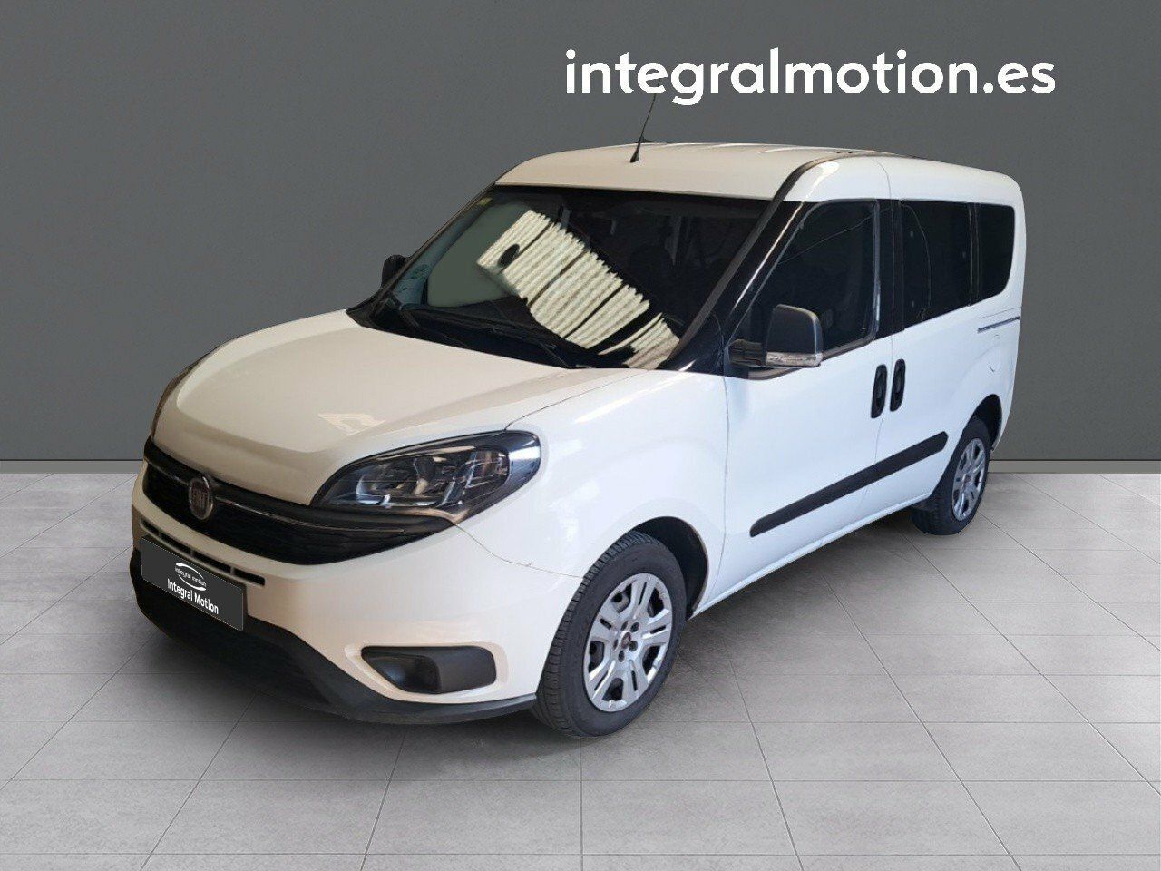 FIAT Dobló (1.3 JTD COMBI 90 CV) en Coruña, A